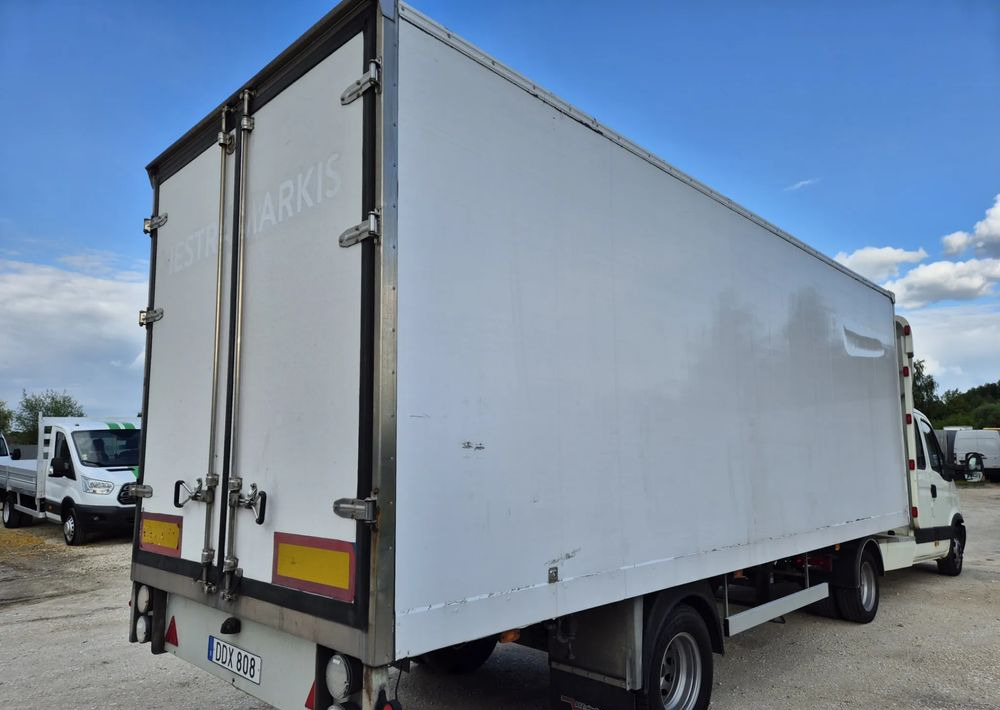 Iveco Ciągnik siodłowy 35c17 - Kabiinišassiiga veoauto: pilt 3 Iveco Ciągnik siodłowy 35c17 - Kabiinišassiiga veoauto: pilt 3
