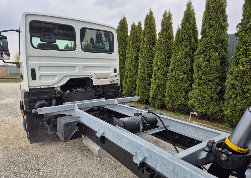 Nissan ATLEON 3.0 150KM Wywrotka 3-stronna - Tarbesõiduk kallur: pilt 5 Nissan ATLEON 3.0 150KM Wywrotka 3-stronna - Tarbesõiduk kallur: pilt 5