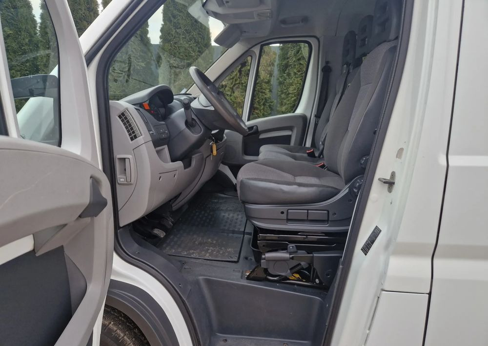 Peugeot Boxer 3.0 160KM Brygadówka - Meeskonnaauto: pilt 5 Peugeot Boxer 3.0 160KM Brygadówka - Meeskonnaauto: pilt 5