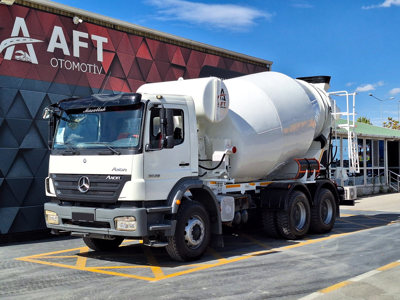 MERCEDES-BENZ AXOR 3028 - Autobetoonisegisti: pilt 1 MERCEDES-BENZ AXOR 3028 - Autobetoonisegisti: pilt 1