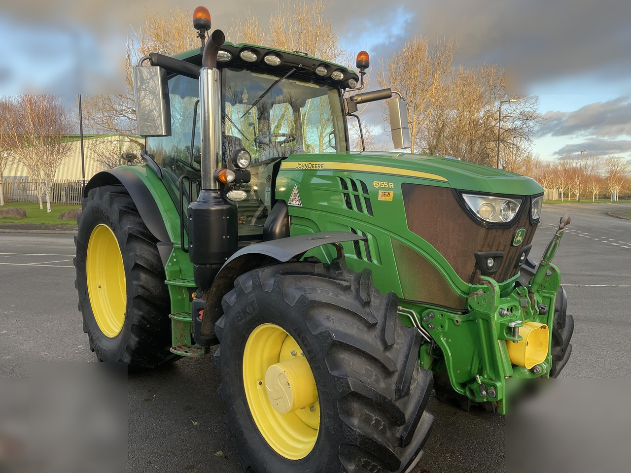 2020 JOHN DEERE 6155R - Traktor: pilt 4 2020 JOHN DEERE 6155R - Traktor: pilt 4