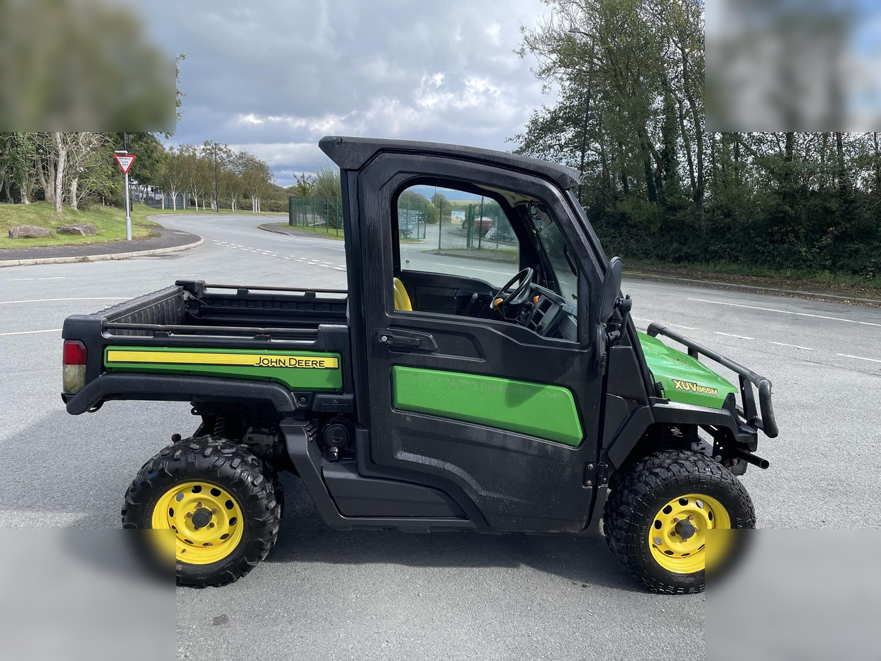 2020 JOHN DEERE GATOR XUV 865M - Kommunaal-/ Erisõiduk: pilt 2 2020 JOHN DEERE GATOR XUV 865M - Kommunaal-/ Erisõiduk: pilt 2