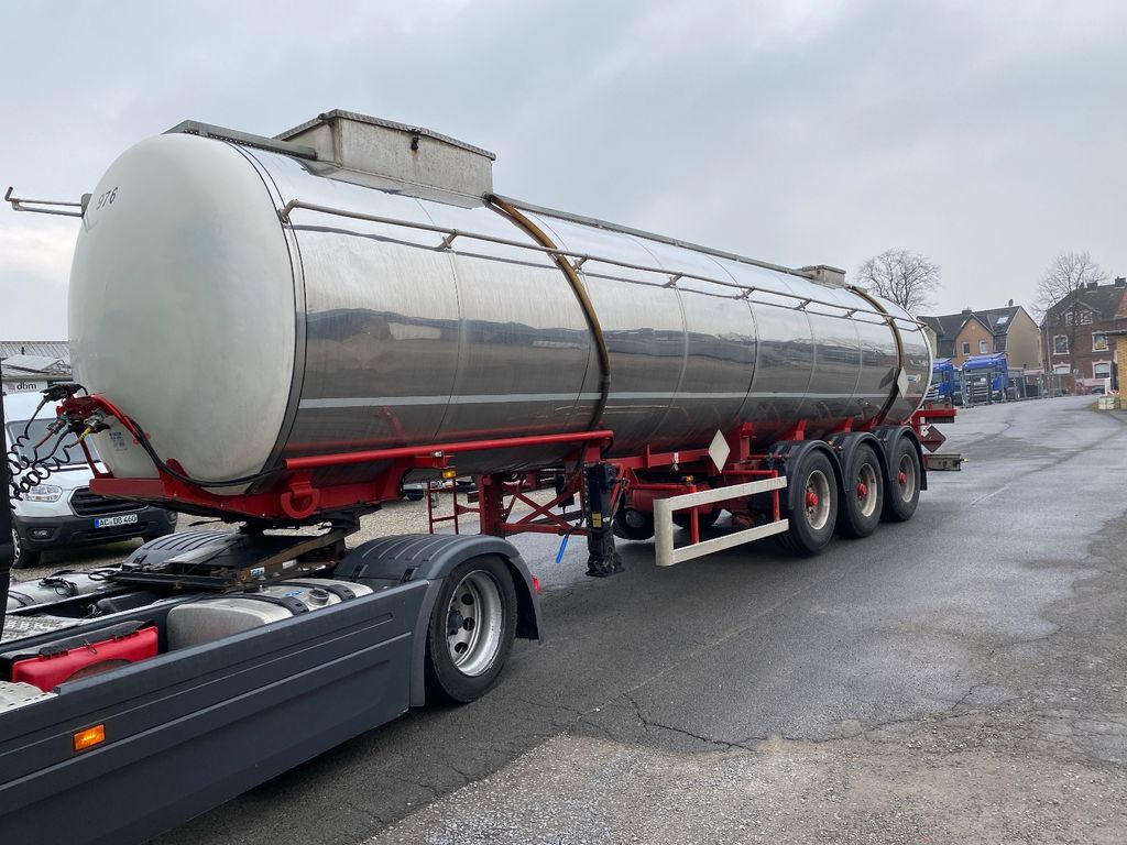 Hendricks Chemie L4BH/26.000 l 1 Kammer/ Chassis:Krause - Tsistern poolhaagis: pilt 4 Hendricks Chemie L4BH/26.000 l 1 Kammer/ Chassis:Krause - Tsistern poolhaagis: pilt 4