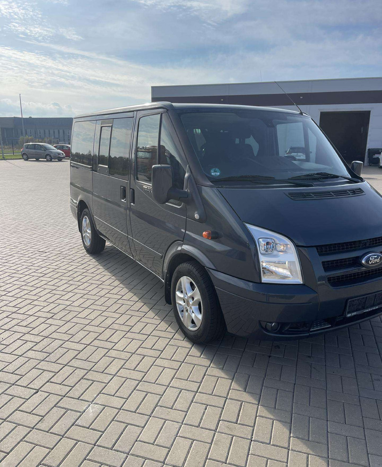 Ford Transit - Väikebuss, Mikrobuss: pilt 2 Ford Transit - Väikebuss, Mikrobuss: pilt 2