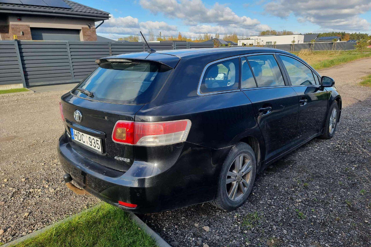 Toyota Avensis - Universaal: pilt 5 Toyota Avensis - Universaal: pilt 5