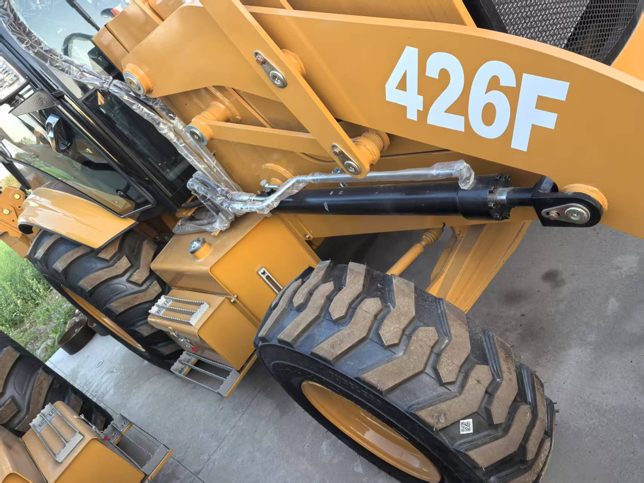 CATERPILLAR 426F new backhoe loader 2025 hot sale jcb - Ekskavaator-laadur: pilt 3 CATERPILLAR 426F new backhoe loader 2025 hot sale jcb - Ekskavaator-laadur: pilt 3