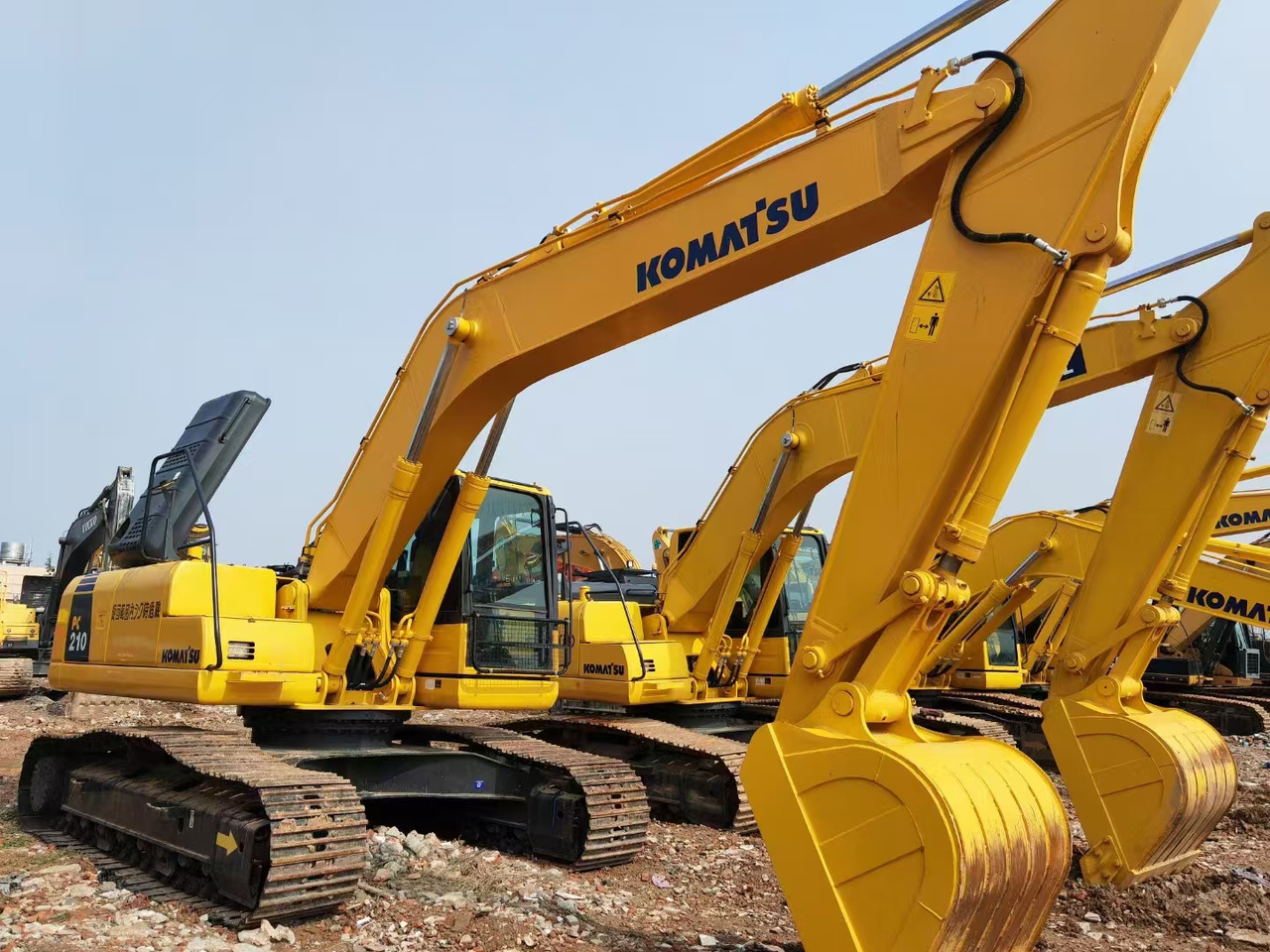 KOMATSU pc210-8 used crawler excavator japan brand hot sale - Lintekskavaator: pilt 5 KOMATSU pc210-8 used crawler excavator japan brand hot sale - Lintekskavaator: pilt 5