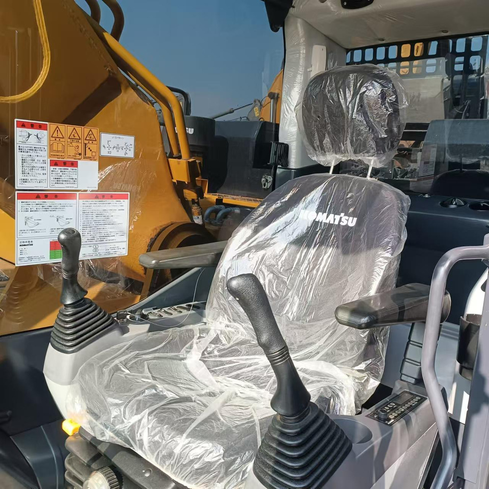 KOMATSU pc450-8 PC450-8 Used Machinery: Fuel-efficient and durable, specially designed for mining/earthwork - Lintekskavaator: pilt 4 KOMATSU pc450-8 PC450-8 Used Machinery: Fuel-efficient and durable, specially designed for mining/earthwork - Lintekskavaator: pilt 4