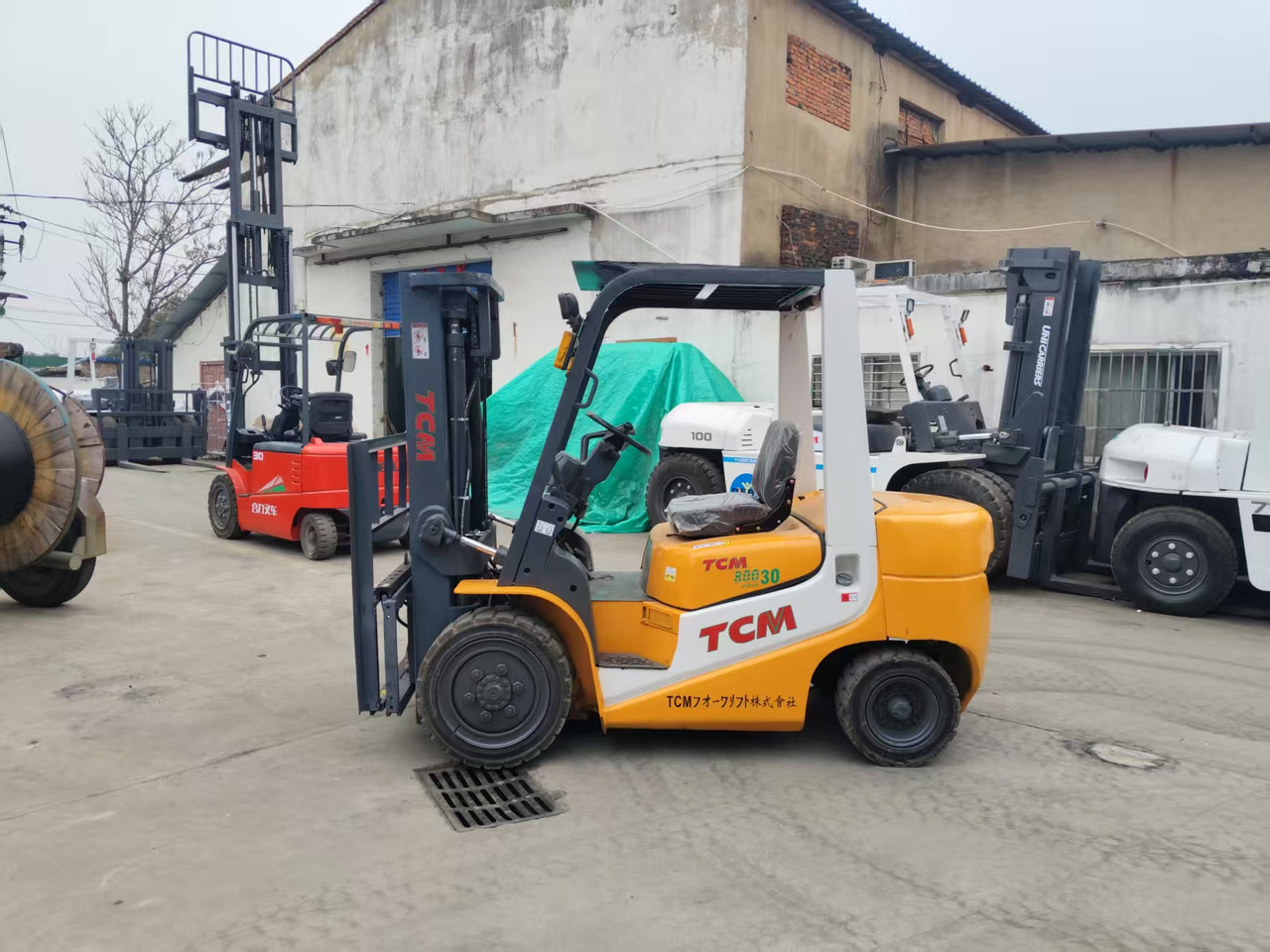 TCM FD30 Japan brand used 3 ton 4.5m diesel forklift Customizable mast clamps - Diiseltõstuk: pilt 2 TCM FD30 Japan brand used 3 ton 4.5m diesel forklift Customizable mast clamps - Diiseltõstuk: pilt 2