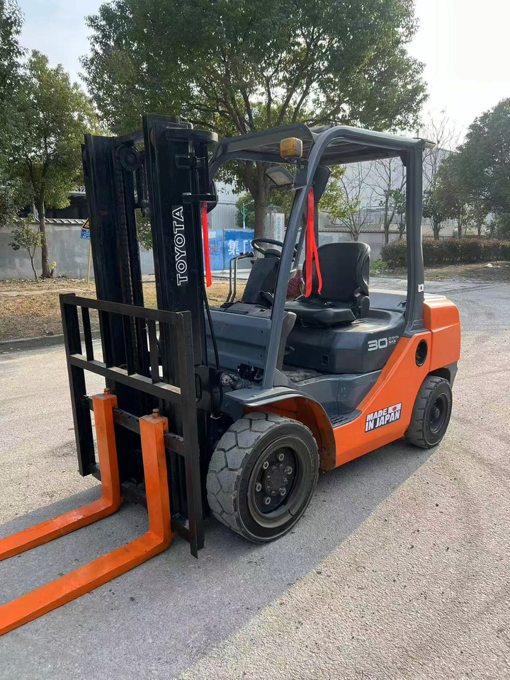 TOYOTA 3 ton 8F used japan brand diesel forklift - Diiseltõstuk: pilt 5 TOYOTA 3 ton 8F used japan brand diesel forklift - Diiseltõstuk: pilt 5