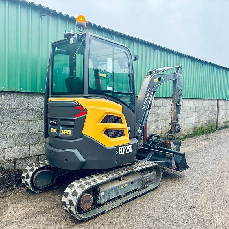 Volvo ECR25D - Miniekskavaator: pilt 1 Volvo ECR25D - Miniekskavaator: pilt 1