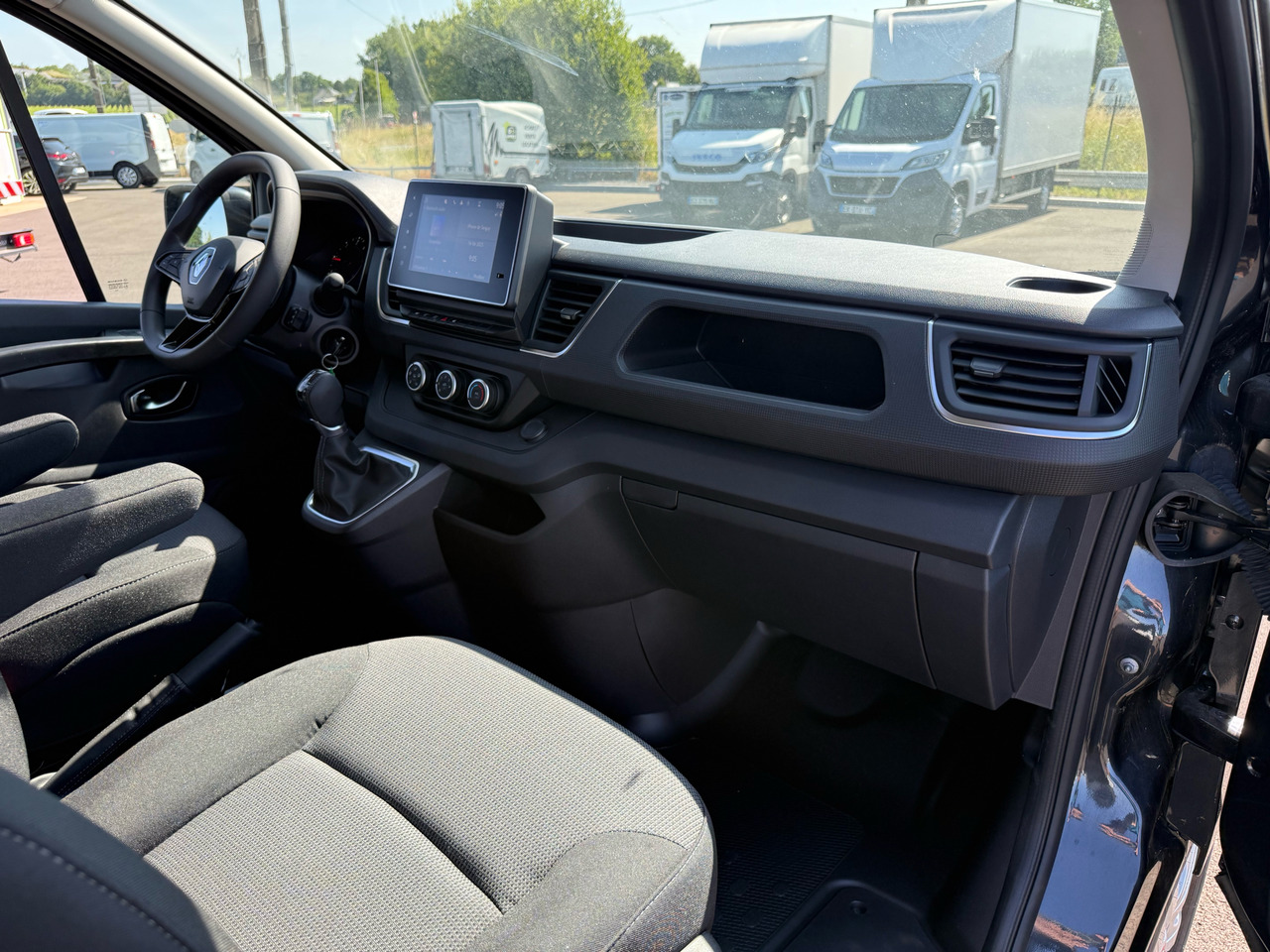 RENAULT Trafic liising RENAULT Trafic: pilt 13 RENAULT Trafic liising RENAULT Trafic: pilt 13