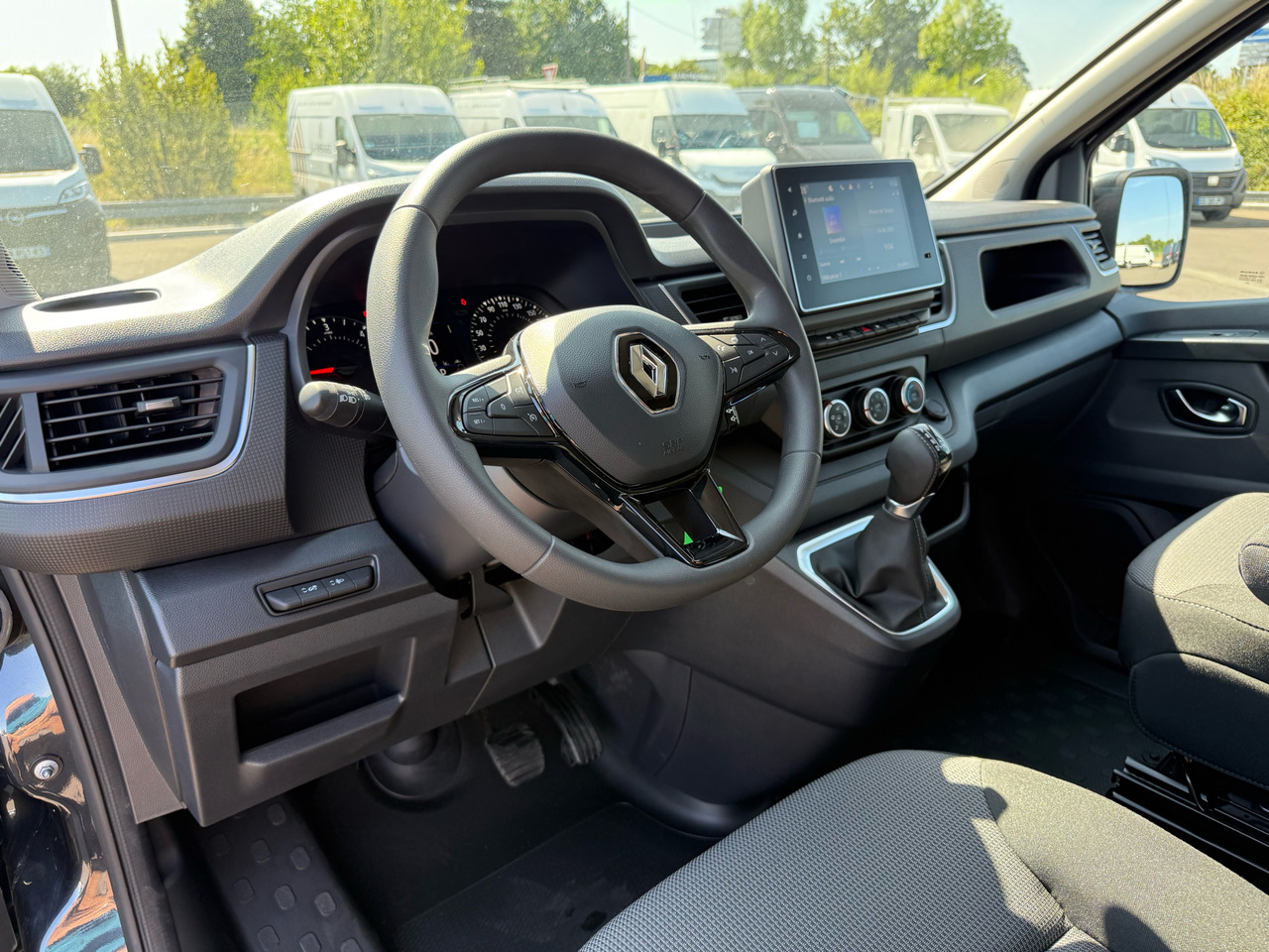 RENAULT Trafic liising RENAULT Trafic: pilt 10 RENAULT Trafic liising RENAULT Trafic: pilt 10