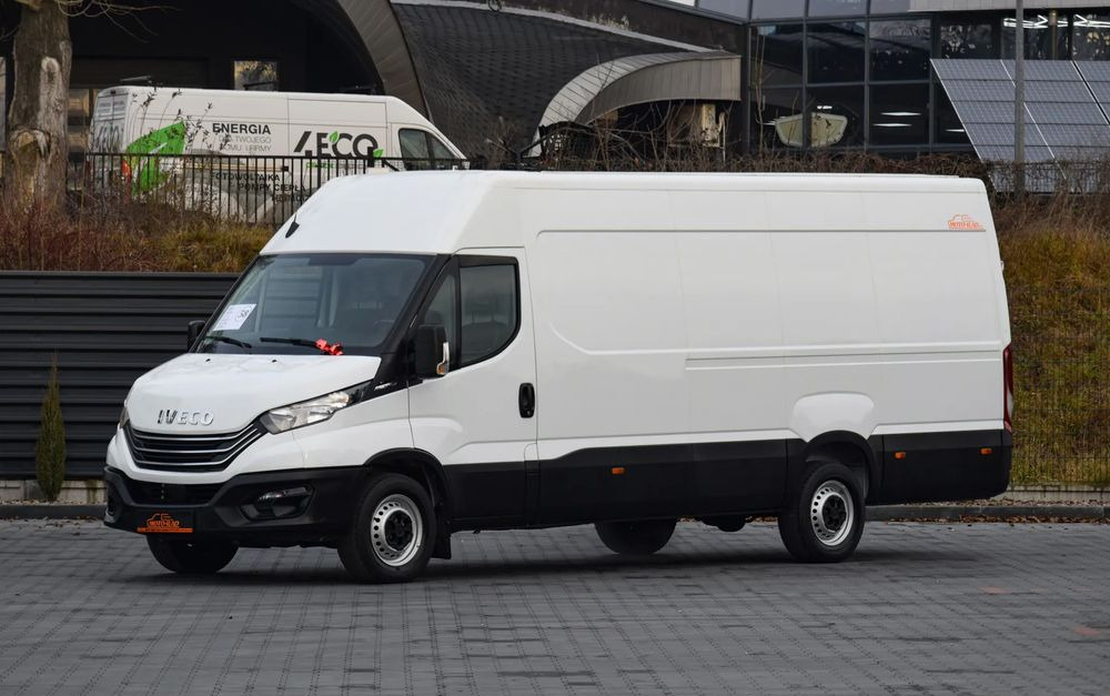 Iveco DAILY MAXI 35S14 / 2.3 - 140 KM / AUTOMAT HI-MATIC / NOWY MODEL / 3 OSOBY / DOSTAWCZE / BLASZAK / KAMERA COFANIA / TEMPOMAT / KLIMA / 2022 / SERWISOWANY / SPROWADZONY Z NIEMIEC - Kaubik: pilt 1 Iveco DAILY MAXI 35S14 / 2.3 - 140 KM / AUTOMAT HI-MATIC / NOWY MODEL / 3 OSOBY / DOSTAWCZE / BLASZAK / KAMERA COFANIA / TEMPOMAT / KLIMA / 2022 / SERWISOWANY / SPROWADZONY Z NIEMIEC - Kaubik: pilt 1