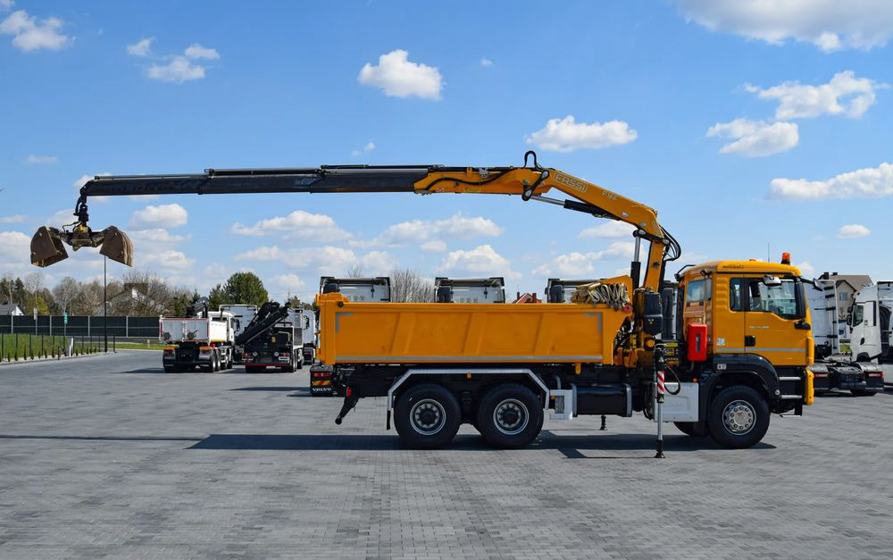 MAN TGS 26.400 / 6x4 / EURO 6 / UDT / HDS FASSI 165 / WYSUW x3 / ROTATOR / CHWYTAK / STEROWANIE RADIOWE / WZMOCNIONA RAMA / WYWROTKA / HYDROBURTA / AUTOMAT / 2017 / NOWE OPONY - 100% / NISKI PRZEBIEG - Kallurauto, Kraanaga veoauto: pilt 4 MAN TGS 26.400 / 6x4 / EURO 6 / UDT / HDS FASSI 165 / WYSUW x3 / ROTATOR / CHWYTAK / STEROWANIE RADIOWE / WZMOCNIONA RAMA / WYWROTKA / HYDROBURTA / AUTOMAT / 2017 / NOWE OPONY - 100% / NISKI PRZEBIEG - Kallurauto, Kraanaga veoauto: pilt 4