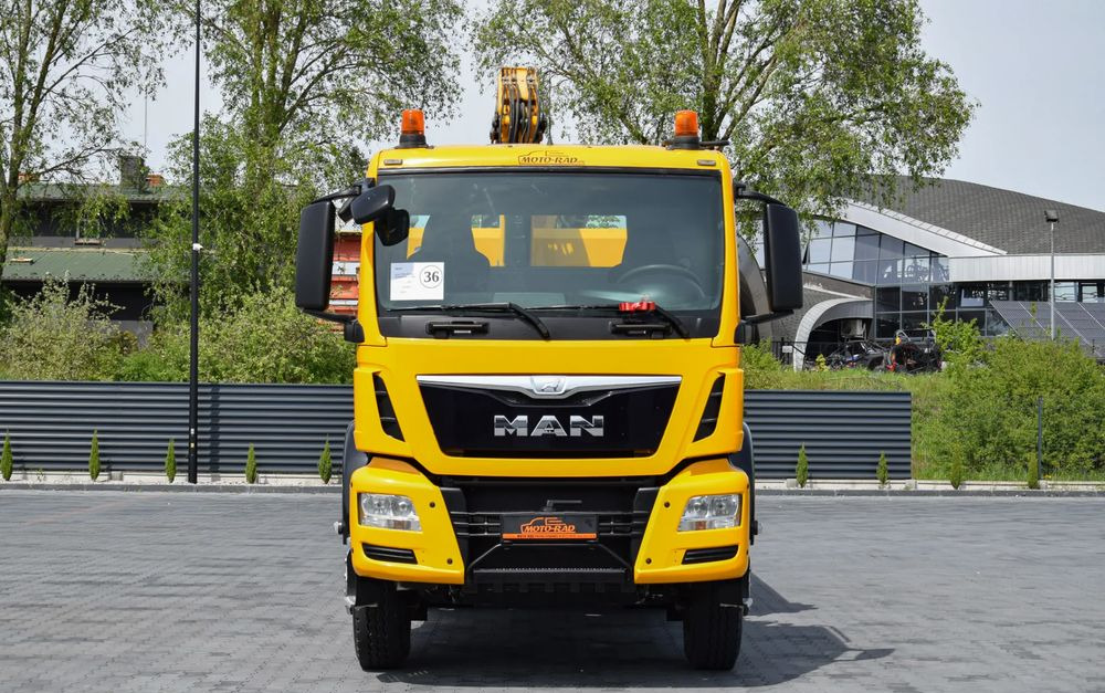 MAN TGS 26.400 / 6x4 / EURO 6 / UDT / HDS FASSI 165 / WYSUW x3 / ROTATOR / CHWYTAK / STEROWANIE RADIOWE / WZMOCNIONA RAMA / WYWROTKA / HYDROBURTA / AUTOMAT / 2017 / NOWE OPONY - 100% / NISKI PRZEBIEG - Kallurauto: pilt 2 MAN TGS 26.400 / 6x4 / EURO 6 / UDT / HDS FASSI 165 / WYSUW x3 / ROTATOR / CHWYTAK / STEROWANIE RADIOWE / WZMOCNIONA RAMA / WYWROTKA / HYDROBURTA / AUTOMAT / 2017 / NOWE OPONY - 100% / NISKI PRZEBIEG - Kallurauto: pilt 2