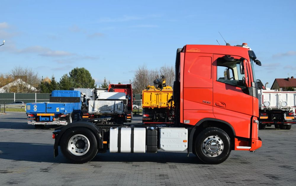 Volvo FH500 / NISKA KABINA / HYDRAULIKA / EURO 6 / ACC / LEDY / ALUFELGI / SERWISOWANY / SPROWADZONY - Sadulveok: pilt 3 Volvo FH500 / NISKA KABINA / HYDRAULIKA / EURO 6 / ACC / LEDY / ALUFELGI / SERWISOWANY / SPROWADZONY - Sadulveok: pilt 3