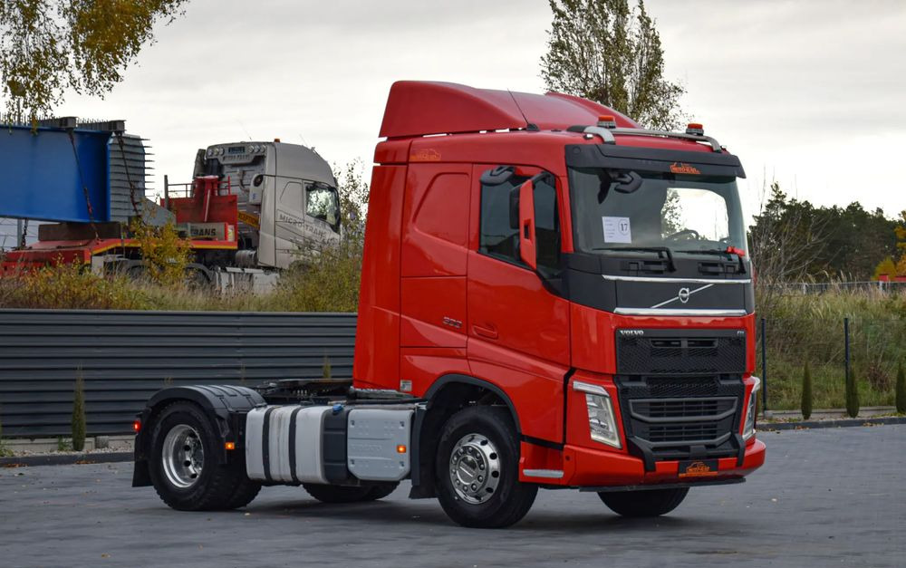 Volvo FH500 / NISKA KABINA / HYDRAULIKA / EURO 6 / ACC / LEDY / ALUFELGI / SERWISOWANY / SPROWADZONY - Sadulveok: pilt 3 Volvo FH500 / NISKA KABINA / HYDRAULIKA / EURO 6 / ACC / LEDY / ALUFELGI / SERWISOWANY / SPROWADZONY - Sadulveok: pilt 3