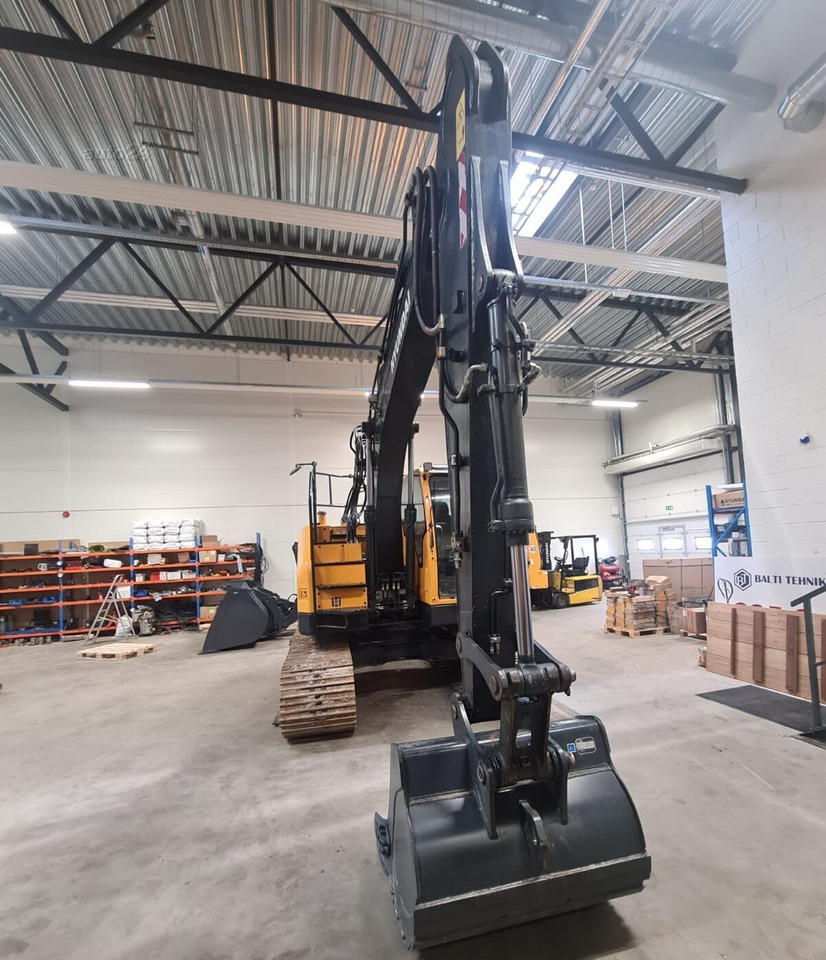 HYUNDAI HX130ALCR - Lintekskavaator: pilt 5 HYUNDAI HX130ALCR - Lintekskavaator: pilt 5