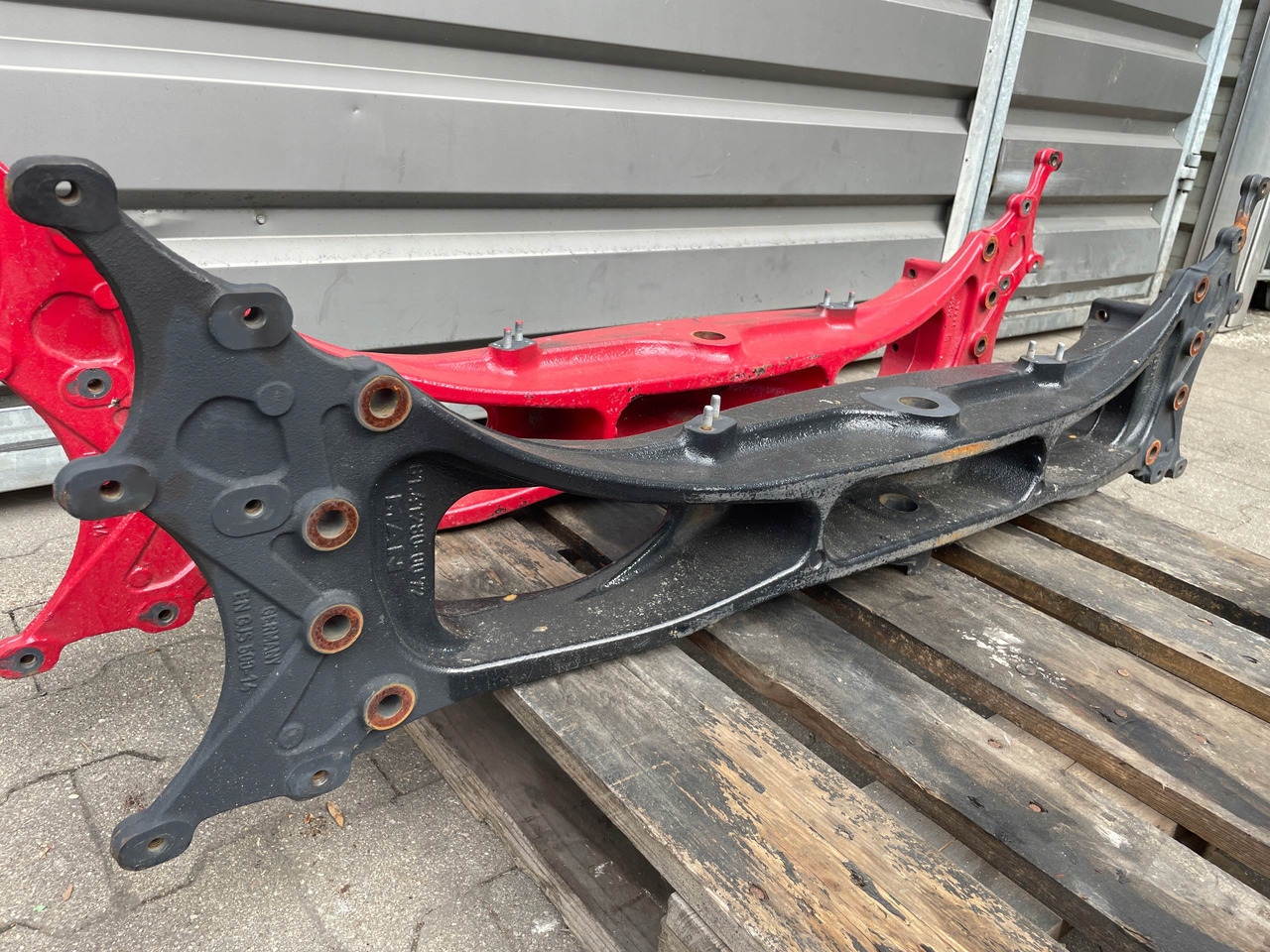 BELKA ZDERZAKA ZDERZAK MAN TGX TGS BUDOWLANY 81412800072 - Kaitseraud - Veoauto: pilt 2 BELKA ZDERZAKA ZDERZAK MAN TGX TGS BUDOWLANY 81412800072 - Kaitseraud - Veoauto: pilt 2