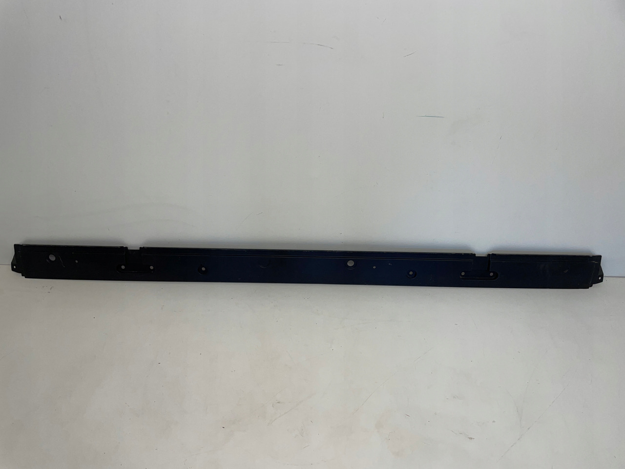 PODSZYBIEMASKOWNICA SZYBY OSŁONA DAF CV 1665944 - Esiklaas - Veoauto: pilt 1 PODSZYBIEMASKOWNICA SZYBY OSŁONA DAF CV 1665944 - Esiklaas - Veoauto: pilt 1