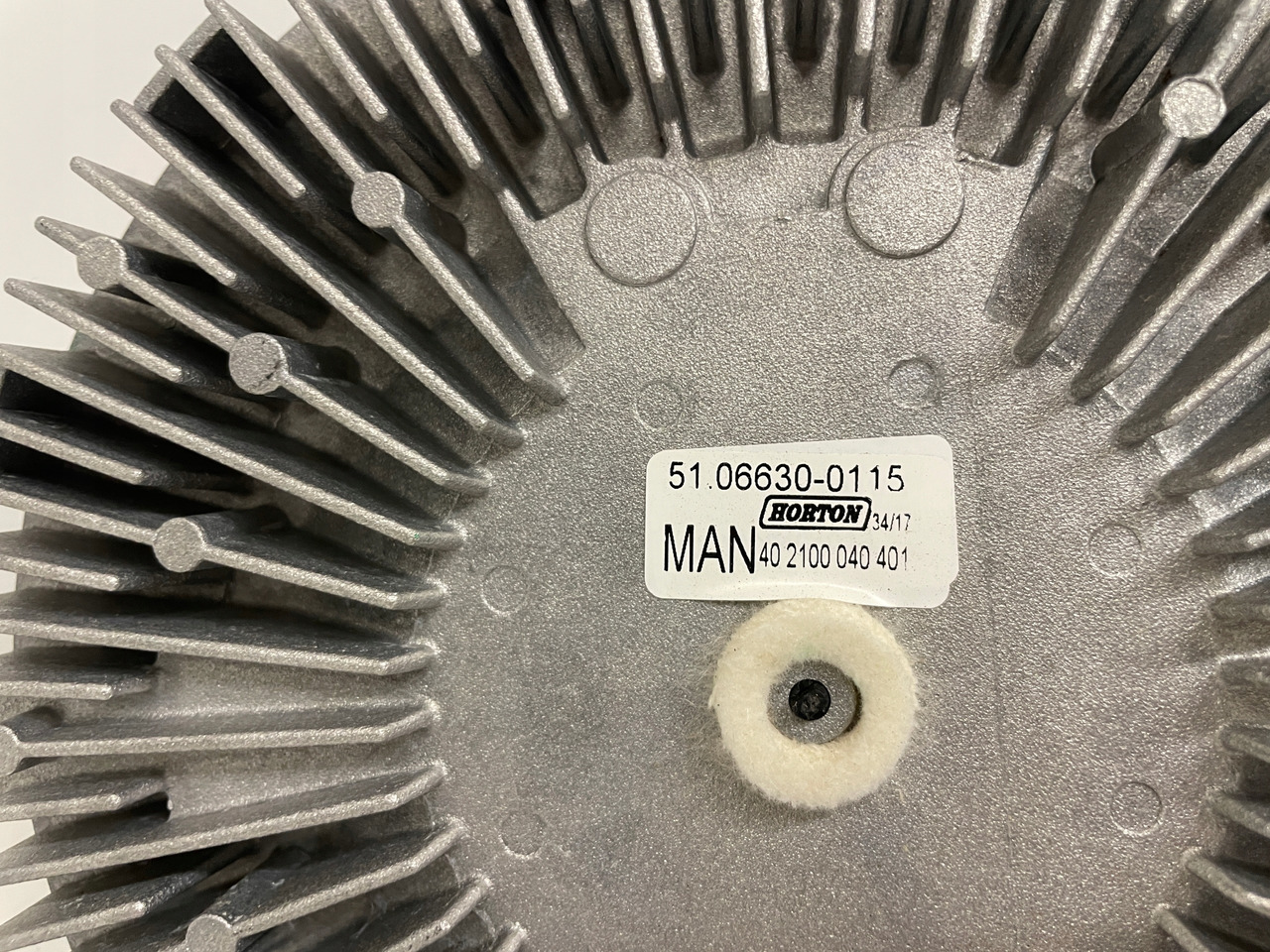 WISCOZA SPRZĘGŁO WISKOTYCZNE WENTYLATOR MAN TGA D28 D 28 51066300115 - Puhur - Veoauto: pilt 2 WISCOZA SPRZĘGŁO WISKOTYCZNE WENTYLATOR MAN TGA D28 D 28 51066300115 - Puhur - Veoauto: pilt 2