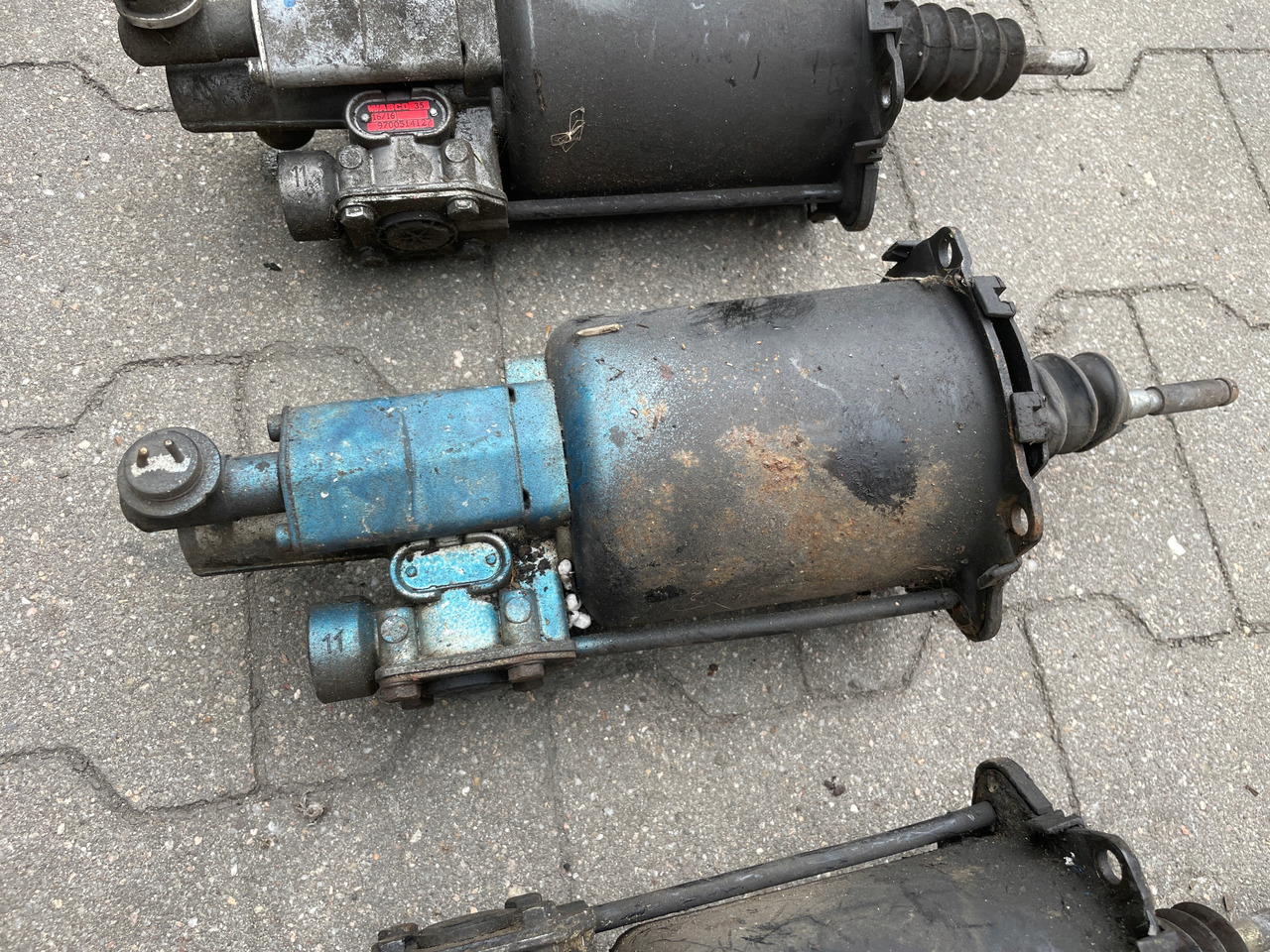 WYBIERAK SKRZYNI BIEGÓW WYSPRZĘGLIK ZAWÓR MAN TGA TGS TGX 9700514127 - Sidurisilinder - Veoauto: pilt 5 WYBIERAK SKRZYNI BIEGÓW WYSPRZĘGLIK ZAWÓR MAN TGA TGS TGX 9700514127 - Sidurisilinder - Veoauto: pilt 5