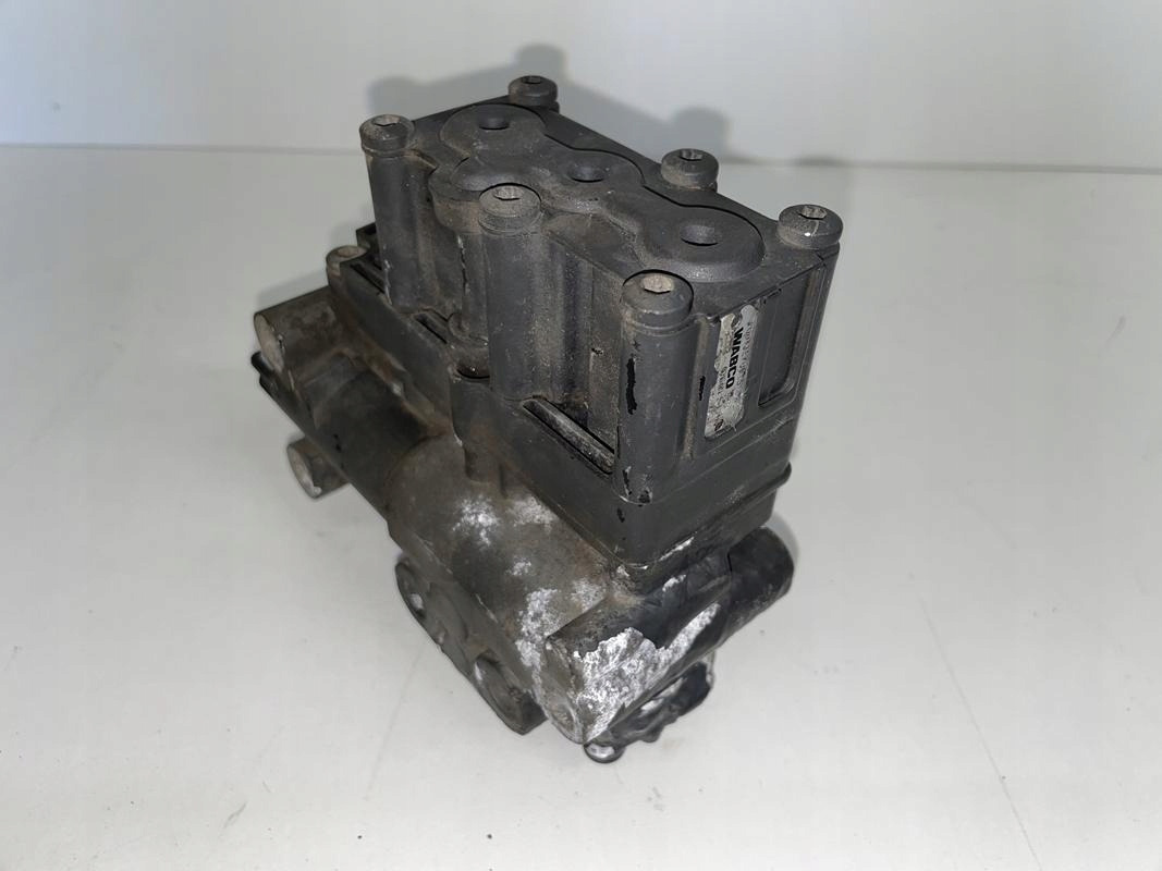 ZAWÓR PODUSZEK MERCEDES ACTROS MP 4 A0013270625 - Piduriklapp - Veoauto: pilt 1 ZAWÓR PODUSZEK MERCEDES ACTROS MP 4 A0013270625 - Piduriklapp - Veoauto: pilt 1