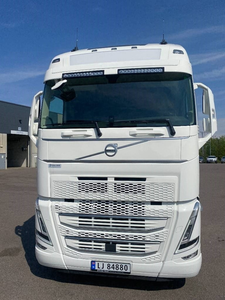 Volvo FH 500 - Sadulveok: pilt 2 Volvo FH 500 - Sadulveok: pilt 2