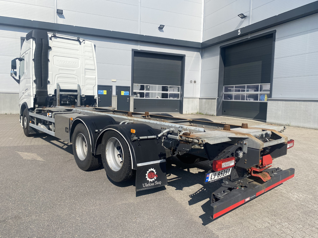 Volvo FH 540 - Konteinerveduk/ Tõstukiga veoauto: pilt 4 Volvo FH 540 - Konteinerveduk/ Tõstukiga veoauto: pilt 4