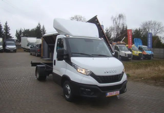 Iveco DAILY 35 C 15 3.5T 4.60M 3.5T NA HAKU CLIMATRONIC - Tarbesõiduk kallur: pilt 3 Iveco DAILY 35 C 15 3.5T 4.60M 3.5T NA HAKU CLIMATRONIC - Tarbesõiduk kallur: pilt 3