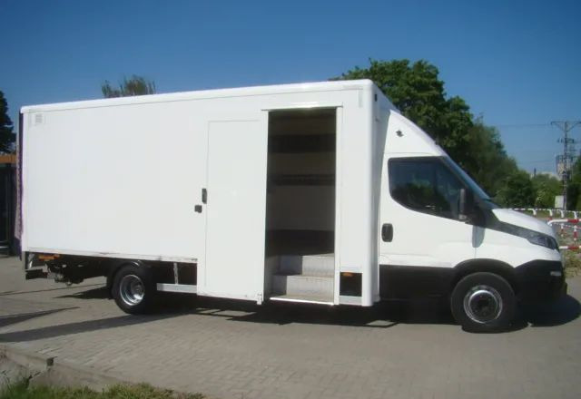 Iveco DAILY 70 C 18 3.0TDI 5.45M WINDA 1000KG - Tarbesõiduk furgoon: pilt 4 Iveco DAILY 70 C 18 3.0TDI 5.45M WINDA 1000KG - Tarbesõiduk furgoon: pilt 4