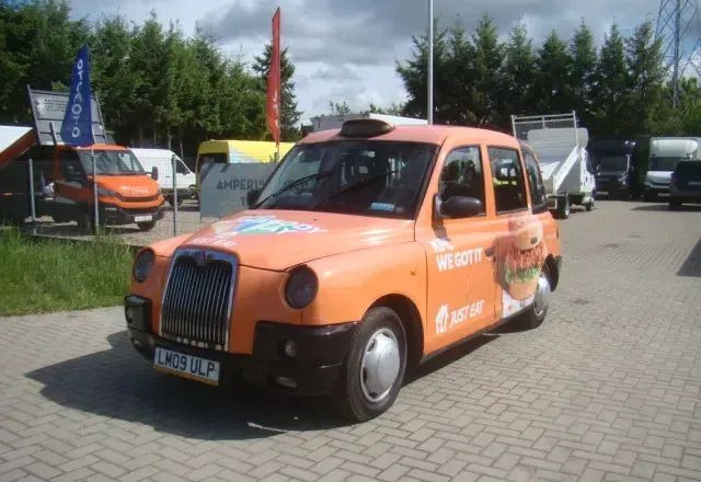 LTI Inny - Sedaan: pilt 1 LTI Inny - Sedaan: pilt 1