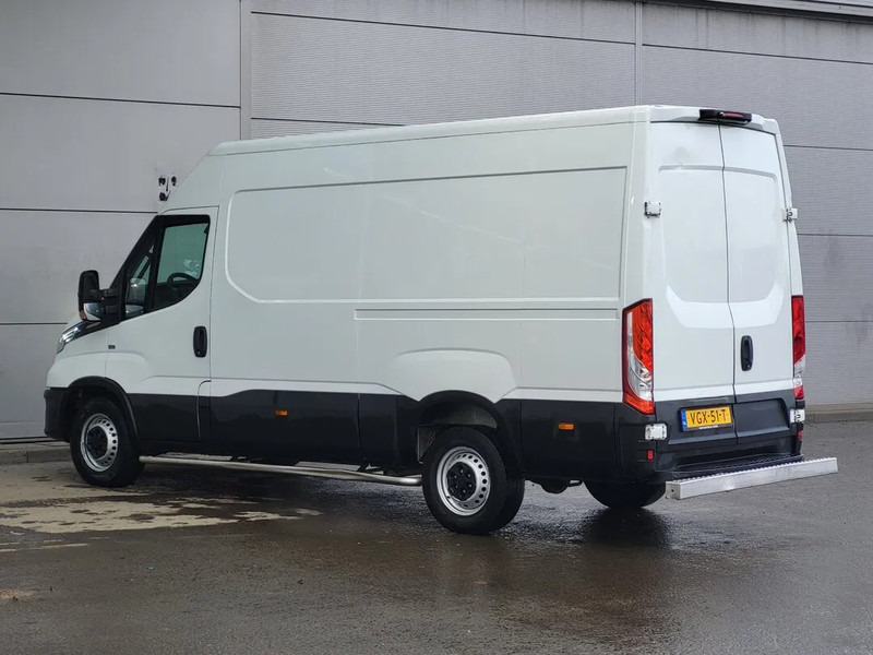 Iveco Daily 35S14 - Kaubik, Meeskonnaauto: pilt 2 Iveco Daily 35S14 - Kaubik, Meeskonnaauto: pilt 2