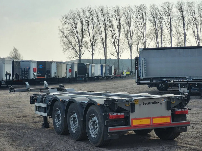 Lecitrailer SR3EC - Konteinerveduk/ Tõstukiga poolhaagis: pilt 2 Lecitrailer SR3EC - Konteinerveduk/ Tõstukiga poolhaagis: pilt 2