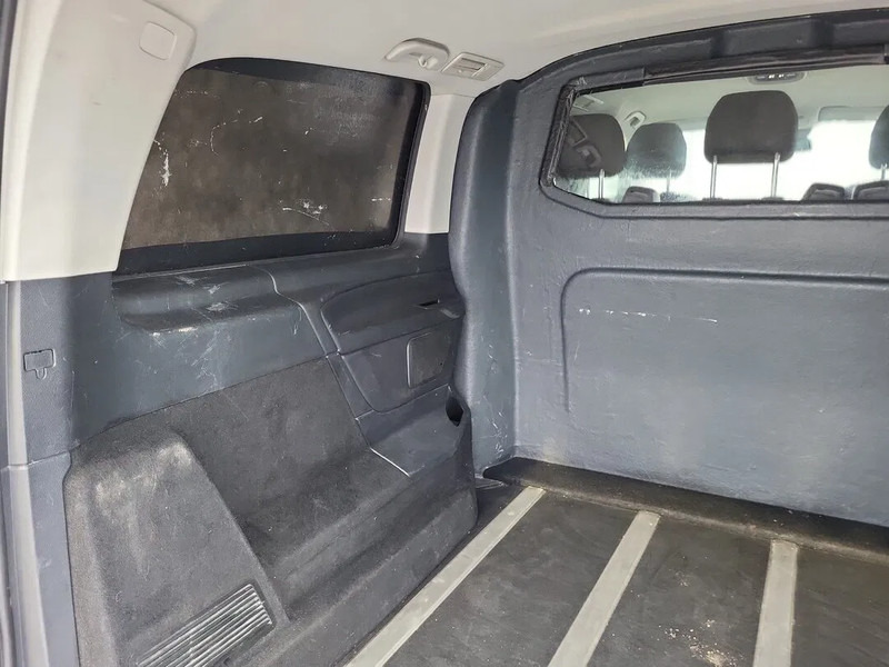 Mercedes-Benz V-Klasse - Väike kaubik, Meeskonnaauto: pilt 4 Mercedes-Benz V-Klasse - Väike kaubik, Meeskonnaauto: pilt 4