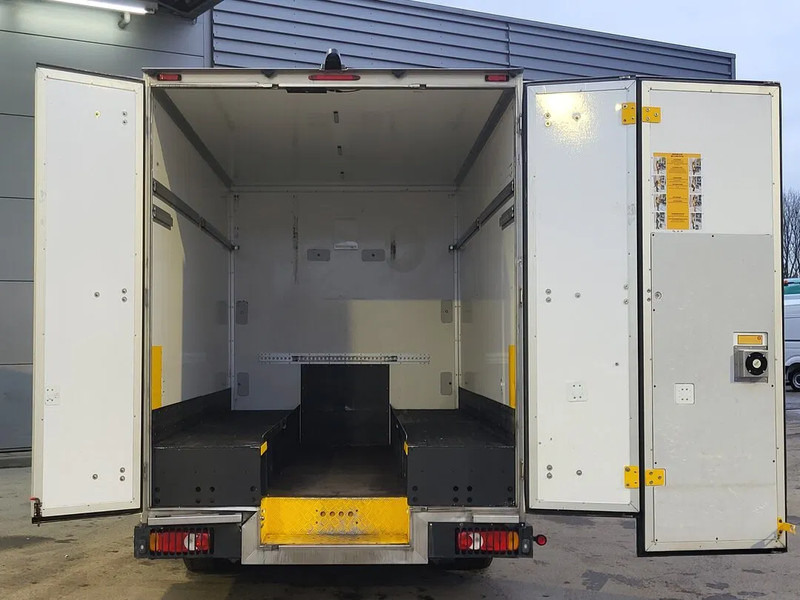 Renault Master - Kaubik: pilt 3 Renault Master - Kaubik: pilt 3