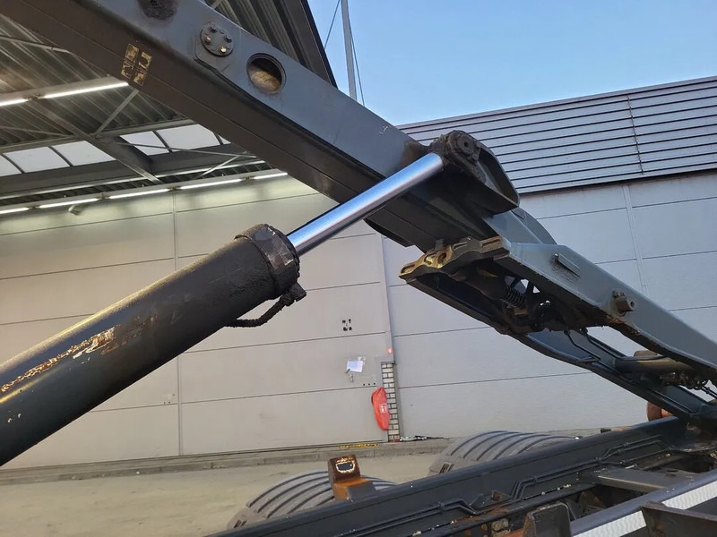 Scania G410 - Konkstõstukiga veoauto: pilt 4 Scania G410 - Konkstõstukiga veoauto: pilt 4