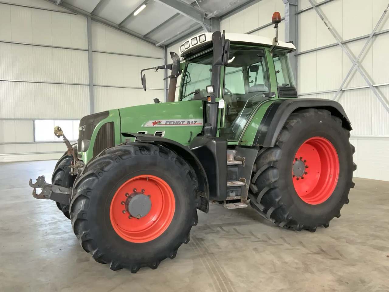 Fendt 817 Vario TMS - Traktor: pilt 1 Fendt 817 Vario TMS - Traktor: pilt 1