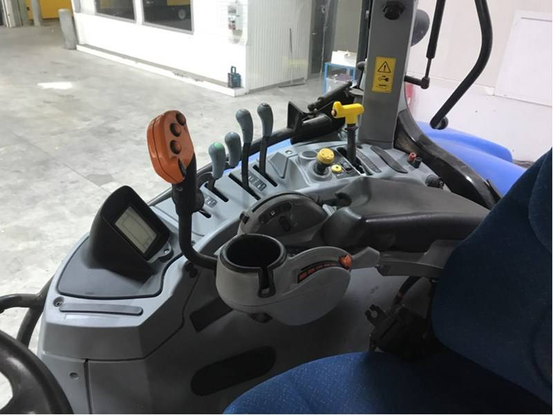 New Holland T7.250 - Traktor: pilt 5 New Holland T7.250 - Traktor: pilt 5