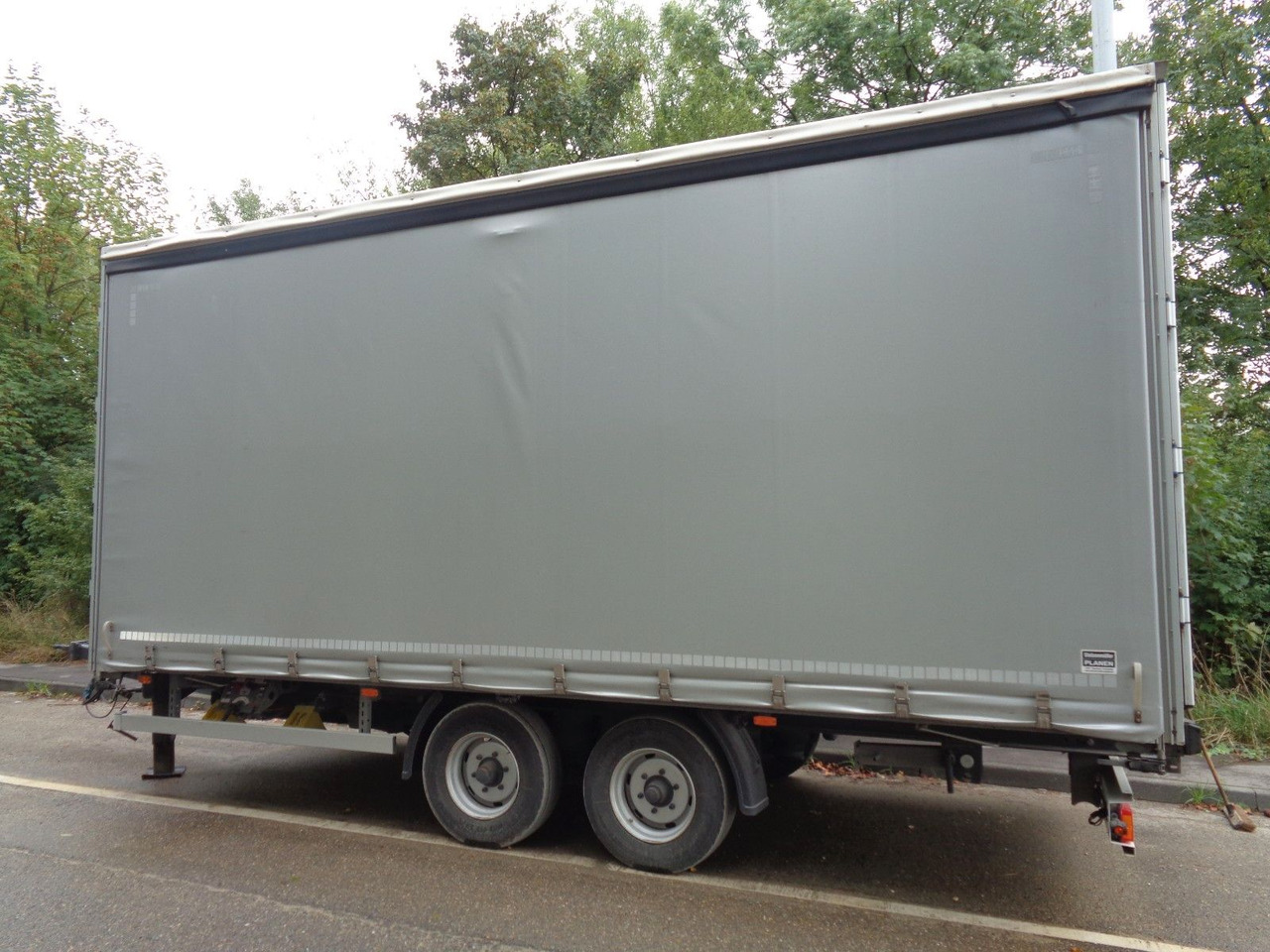 Fliegl TKF118 - Tenthaagis: pilt 1 Fliegl TKF118 - Tenthaagis: pilt 1