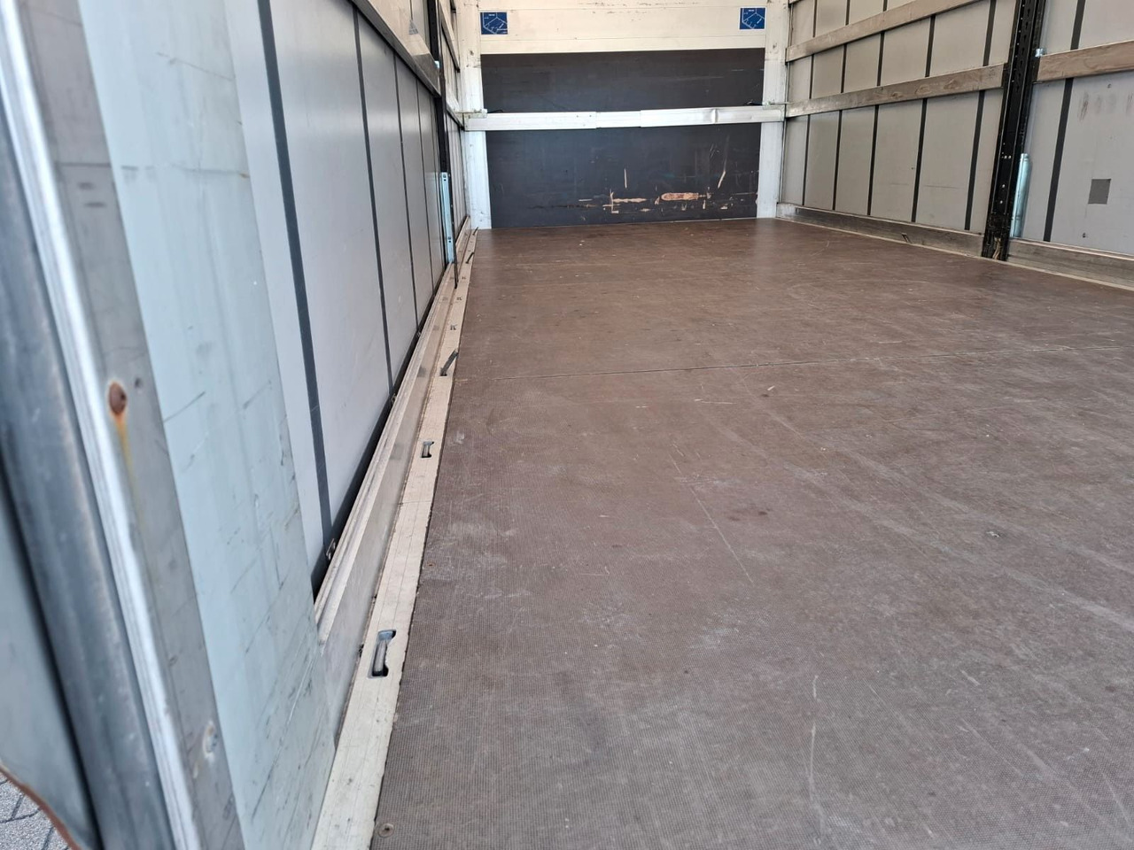 Iveco 72-210P/A8,Luft,HiMatic,LBW,Schiebepl., - Tent tarbesõiduk: pilt 5 Iveco 72-210P/A8,Luft,HiMatic,LBW,Schiebepl., - Tent tarbesõiduk: pilt 5