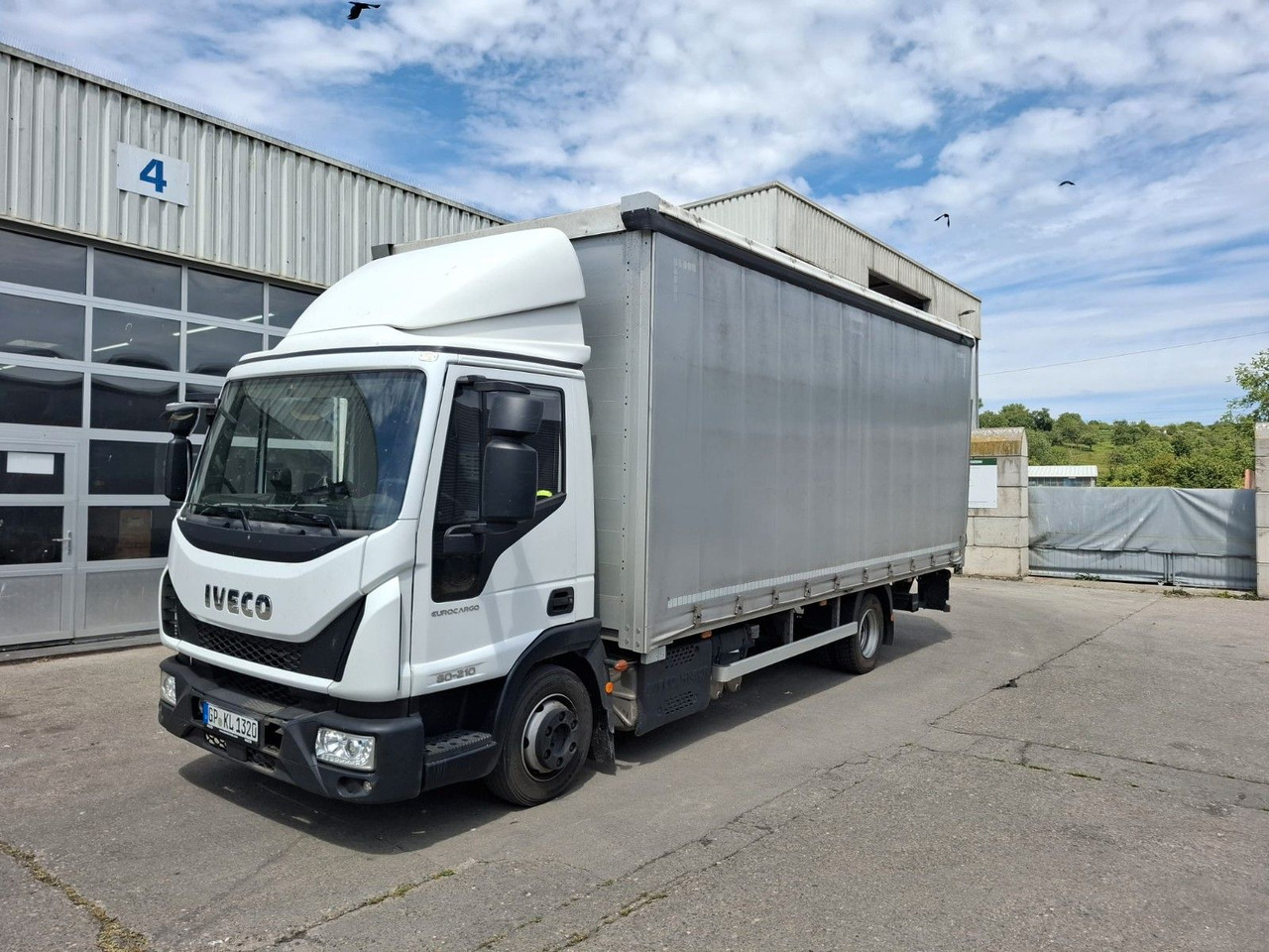 Iveco ML 75-210P/ Klima, Luft, Schiebeverdeck, - Tent tarbesõiduk: pilt 1 Iveco ML 75-210P/ Klima, Luft, Schiebeverdeck, - Tent tarbesõiduk: pilt 1