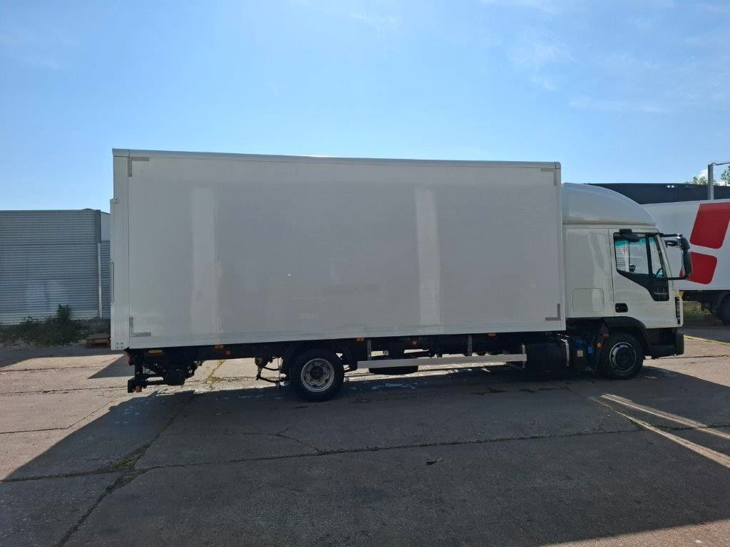 Iveco ML80-210, FFH, Koffer, LBW, Luft, - Tarbesõiduk furgoon: pilt 4 Iveco ML80-210, FFH, Koffer, LBW, Luft, - Tarbesõiduk furgoon: pilt 4