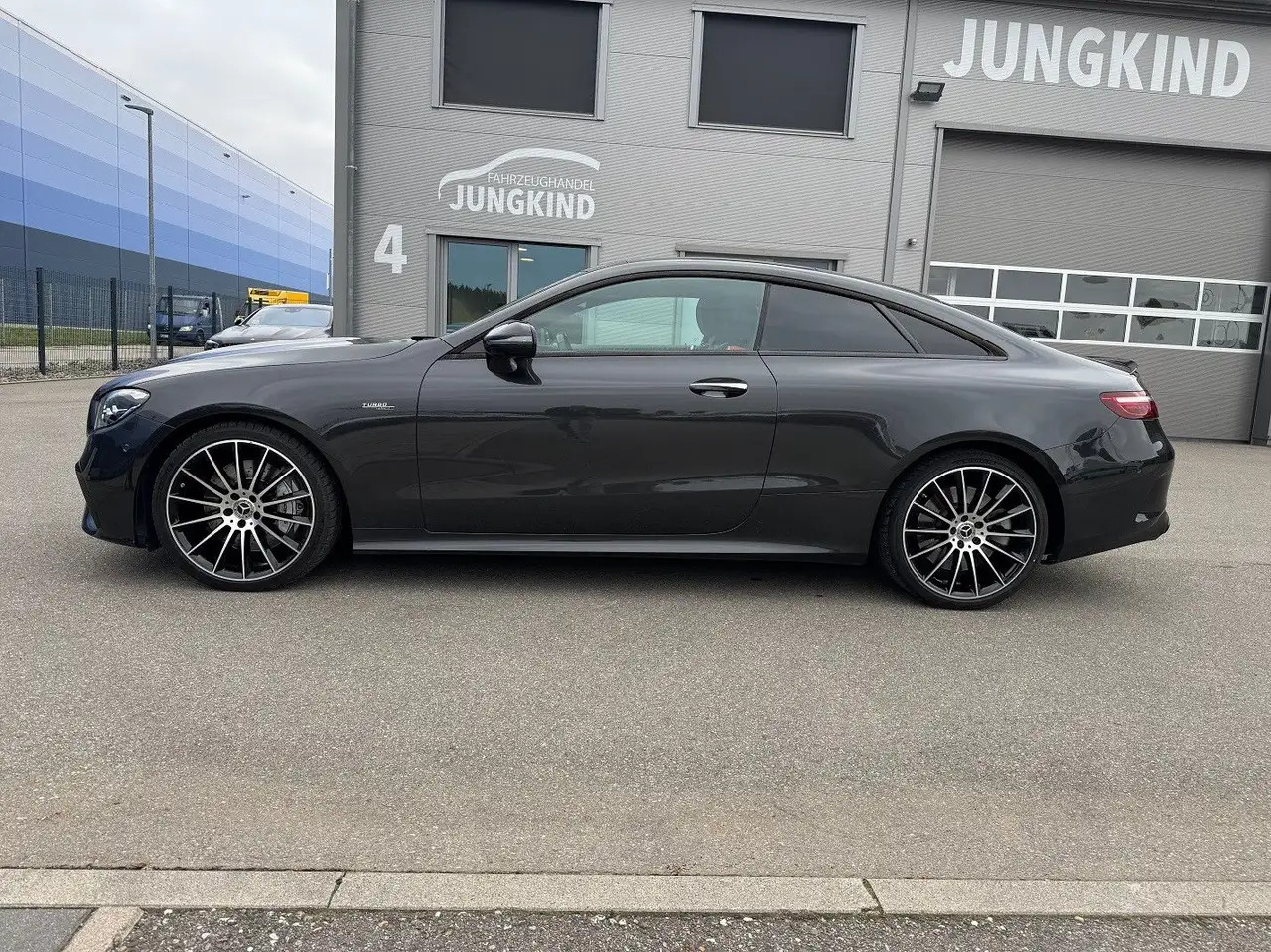 Mercedes-Benz E 53 AMG E -Klasse Coupe E 53 AMG 4Matic - Kupee: pilt 3 Mercedes-Benz E 53 AMG E -Klasse Coupe E 53 AMG 4Matic - Kupee: pilt 3