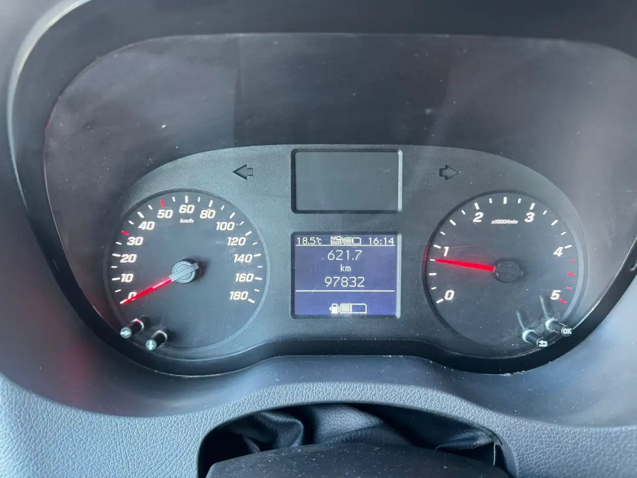 Mercedes-Benz Sprinter 317 CDI Lang DoKa Pritsche AHK 3,5t - Madelauto, Meeskonnaauto: pilt 4 Mercedes-Benz Sprinter 317 CDI Lang DoKa Pritsche AHK 3,5t - Madelauto, Meeskonnaauto: pilt 4