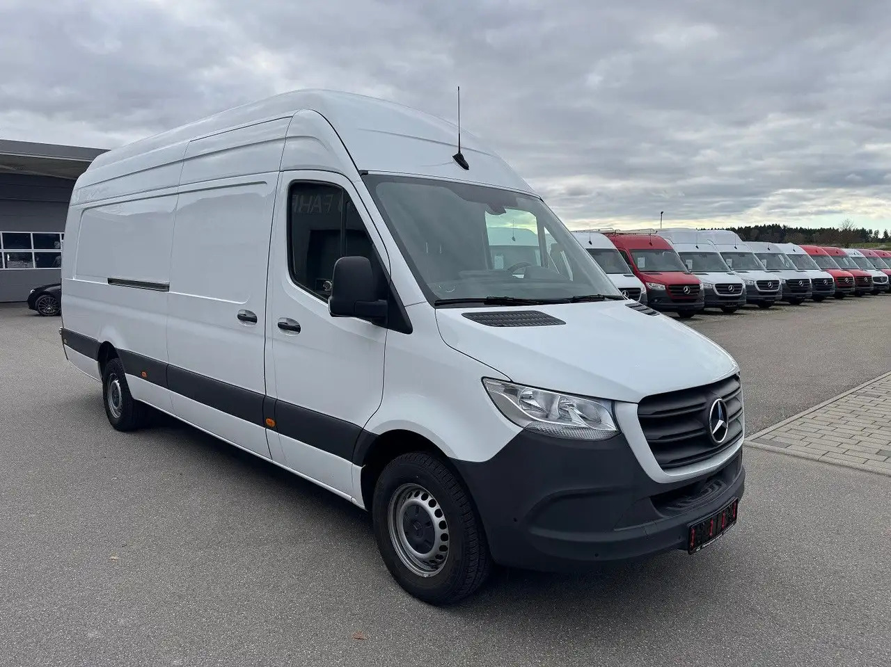 Mercedes-Benz Sprinter 317 CDI Maxi Lang Extralang XXL MBUX - Kaubik: pilt 2 Mercedes-Benz Sprinter 317 CDI Maxi Lang Extralang XXL MBUX - Kaubik: pilt 2
