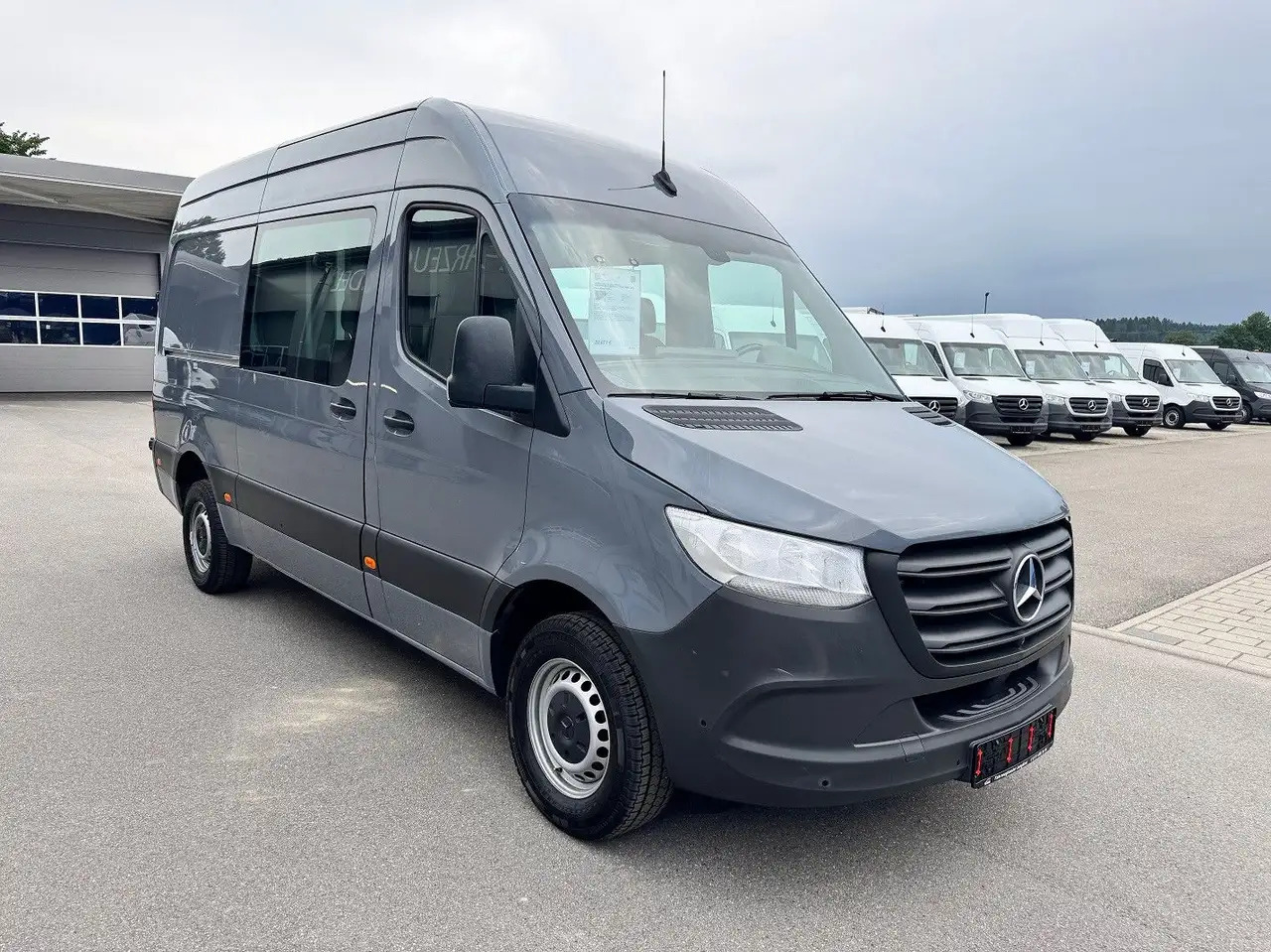 Mercedes-Benz Sprinter 319 CDI Mixto Lang Hoch Klima AHK - Kaubik: pilt 2 Mercedes-Benz Sprinter 319 CDI Mixto Lang Hoch Klima AHK - Kaubik: pilt 2
