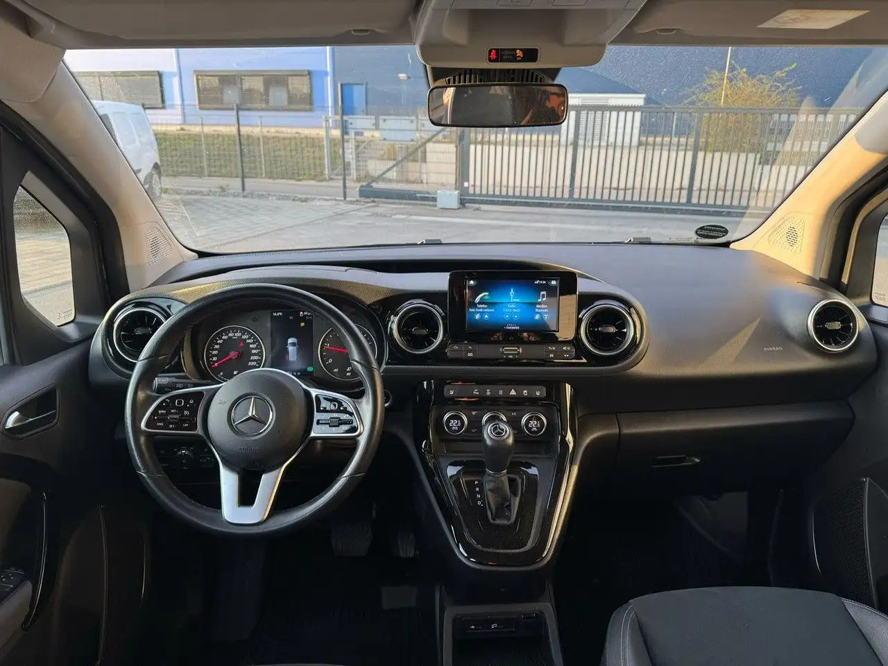 Mercedes-Benz T-Class T -Klasse 160 d standard - Auto: pilt 4 Mercedes-Benz T-Class T -Klasse 160 d standard - Auto: pilt 4