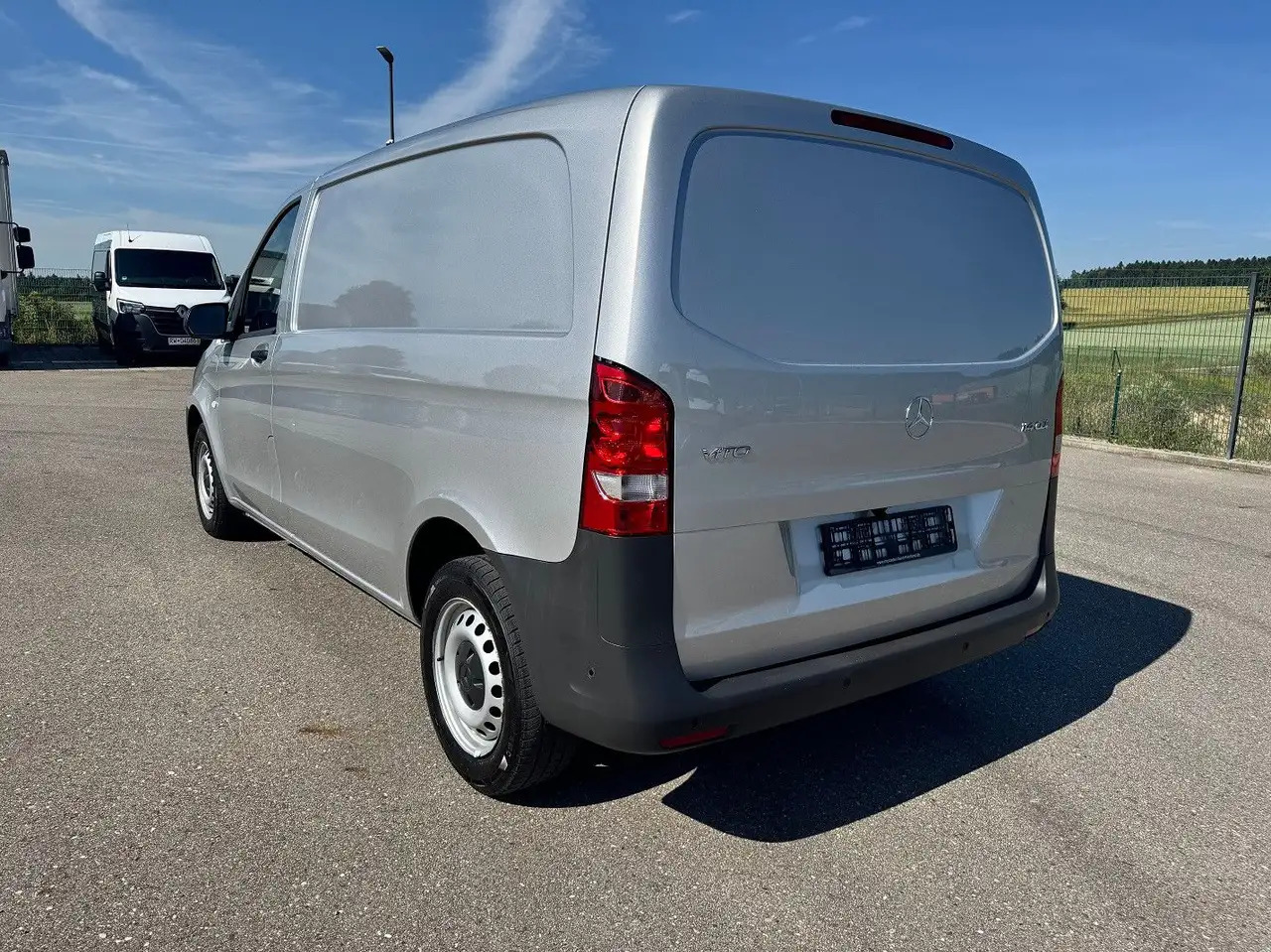 Mercedes-Benz Vito 114 CDI Kompakt Silber Bott - Kaubik: pilt 5 Mercedes-Benz Vito 114 CDI Kompakt Silber Bott - Kaubik: pilt 5